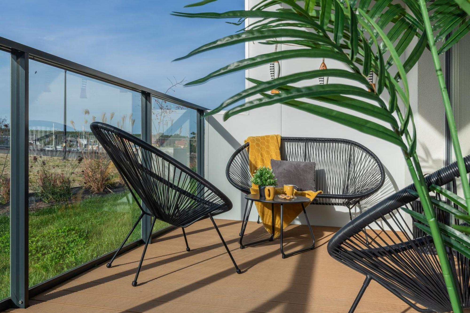 Dziwnow Luxurious Apartment No1 By The River By Renters Prestige ภายนอก รูปภาพ